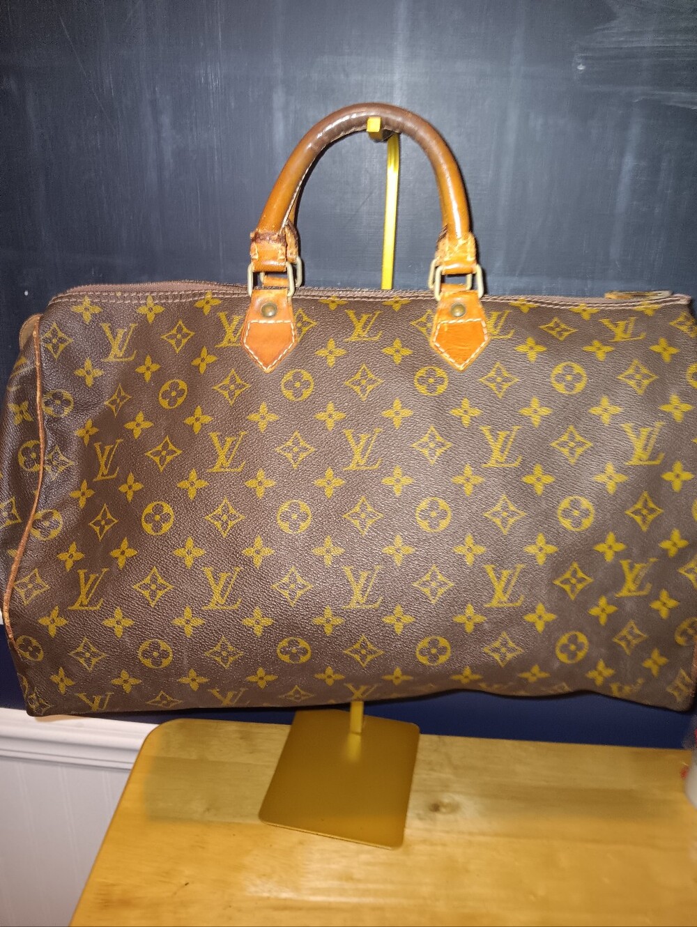 Louis Vuitton Vintage Monogram Speedy 40 Bag